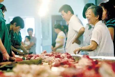 現(xiàn)代畜牧業(yè)發(fā)展多維度解析，肉農(nóng)資訊深度探討