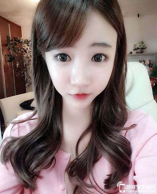韓國女主播帶你領(lǐng)略科技與生活的完美融合，最新高科技產(chǎn)品介紹